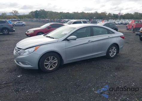 2013 Hyundai Sonata Gls z USA, uszkodzony, nr VIN 5NPEB4AC2DH733529